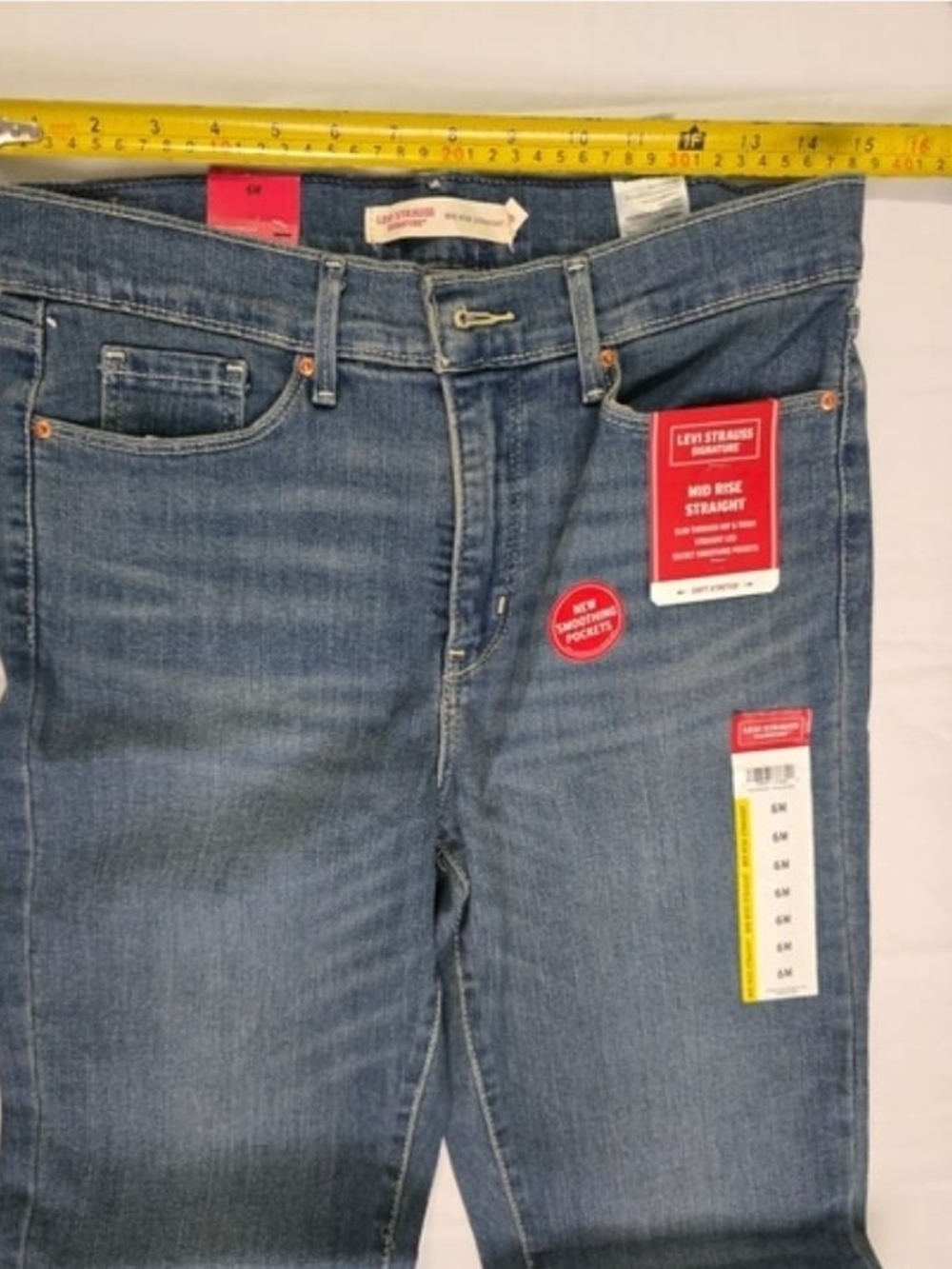 Levi Strauss Signature Women’s Blue Mid Rise Straight Slim Stretch Jeans 6 NWT - Picture 7 of 16